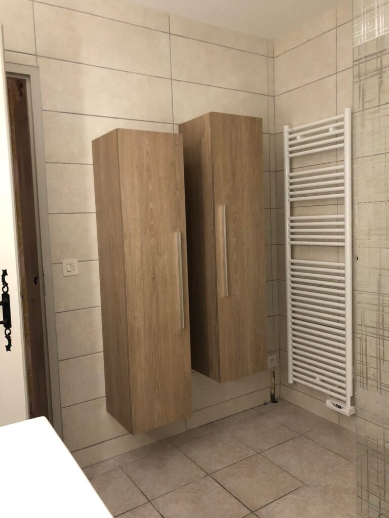 artisan-zepi - armoires mural sur mesure dans salle de bain
